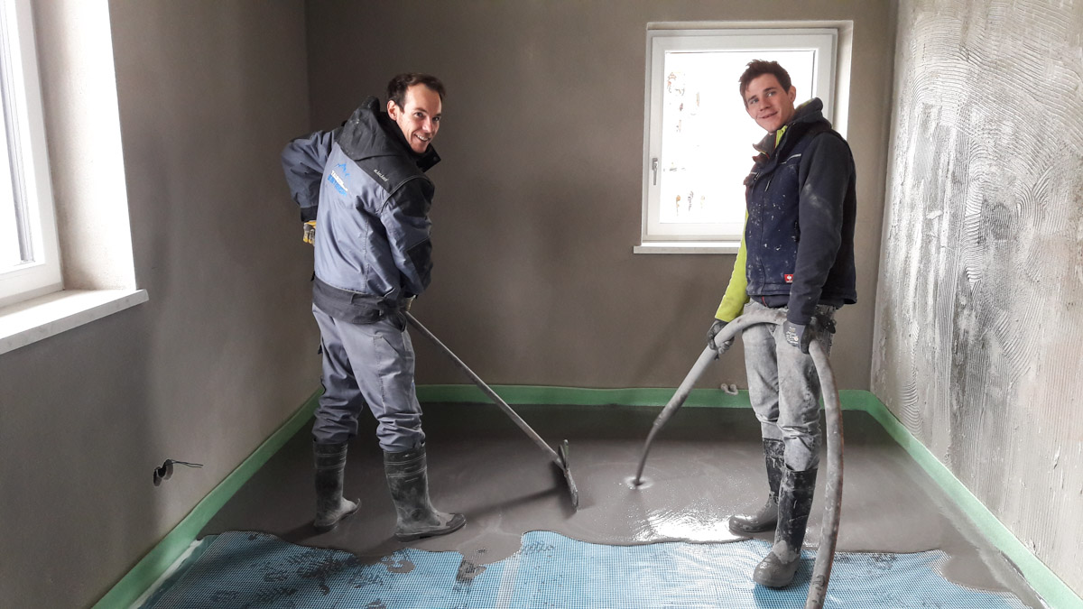 fliessestrich_beiderarbeit
